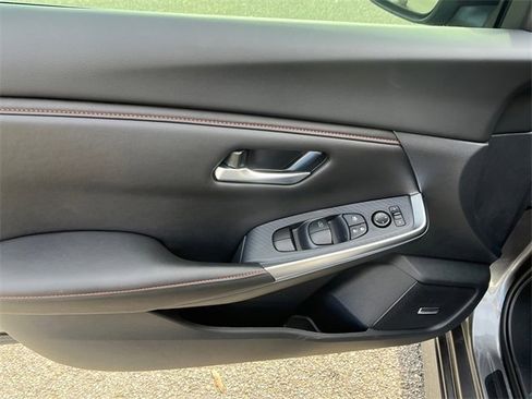 New 2025 Nissan Sentra SR w/ SR Premium Package image 11