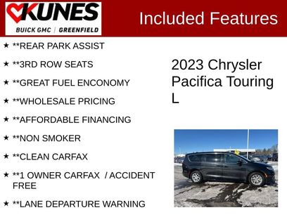 Used 2023 Chrysler Pacifica Touring-L