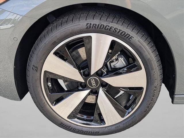 Used 2025 Audi A5 2.0T Premium Plus w/ Premium Plus AWD/4WD image 9