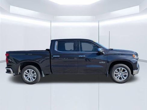 Used 2024 Chevrolet Silverado 1500 LTZ RWD image 3