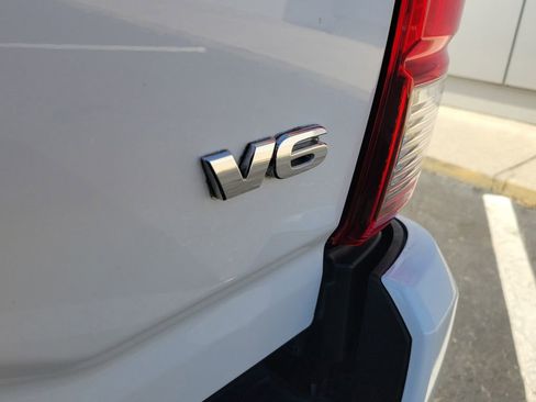 Used 2023 Toyota Tacoma SR image 7