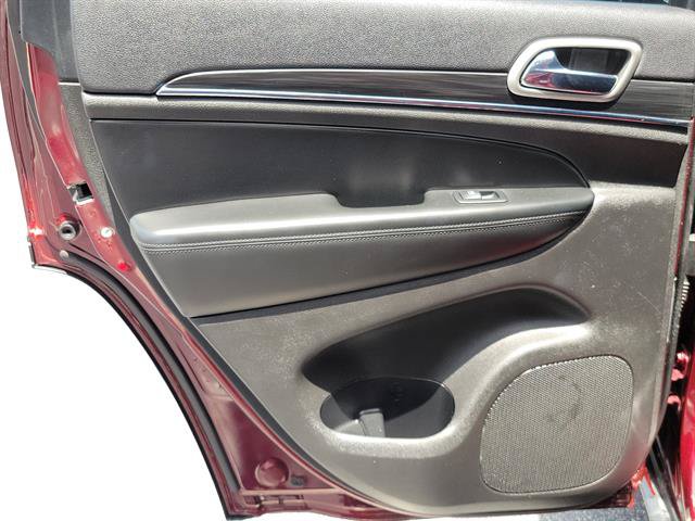 Used 2020 Jeep Grand Cherokee Limited RWD image 11