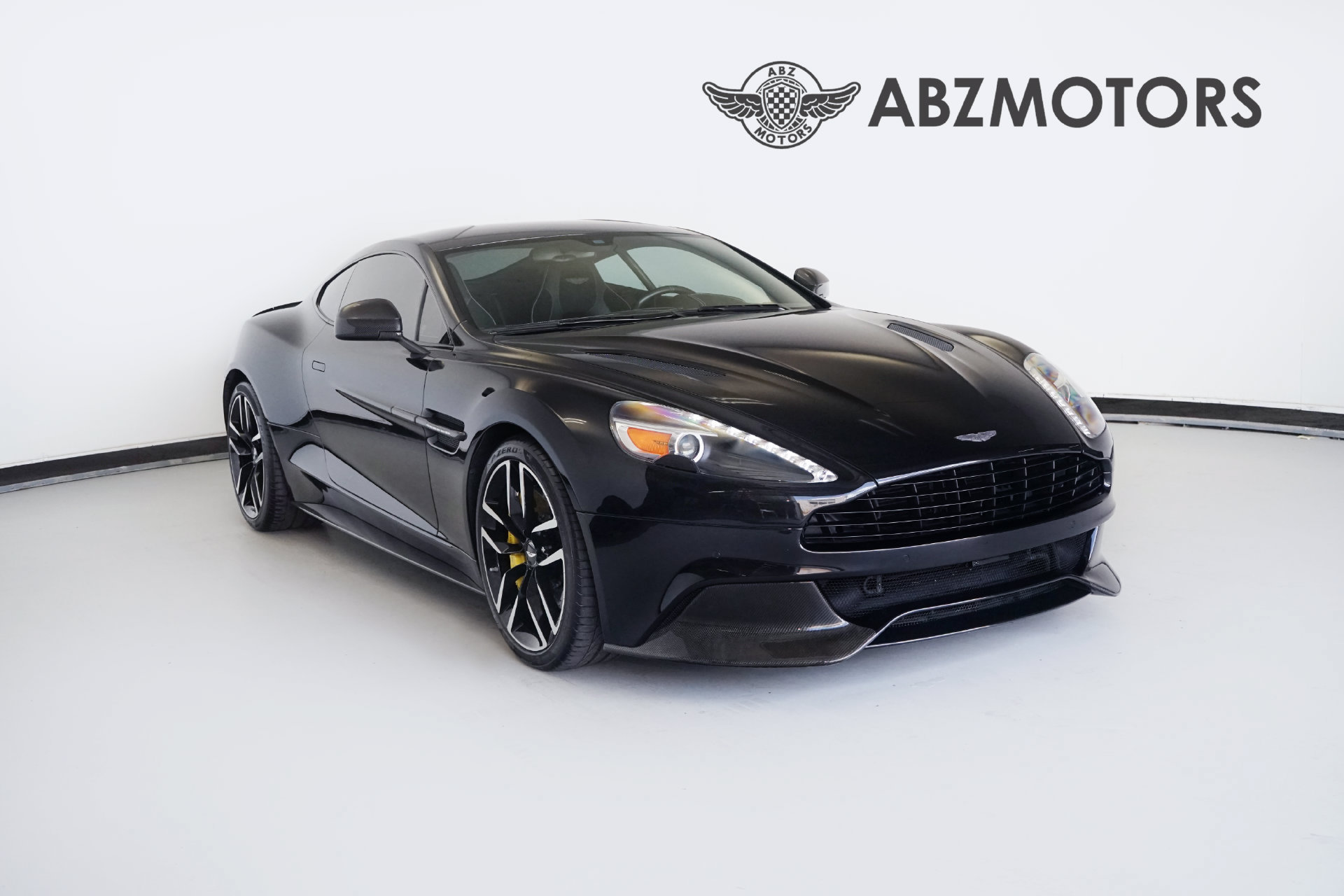 Used 2015 Aston Martin Vanquish Coupe RWD image 1