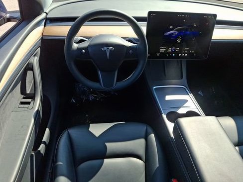 Used 2023 Tesla Model Y Long Range AWD/4WD image 13