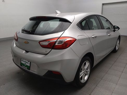 Used 2018 Chevrolet Cruze LT w/ Convenience Package FWD image 9