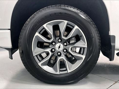 Used 2025 Chevrolet Silverado 1500 RST w/ Convenience Package II image 8