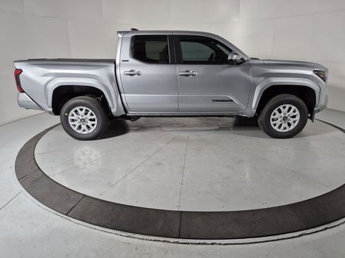 New 2025 Toyota Tacoma SR5 image 6