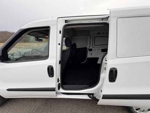 Used 2021 RAM ProMaster City Tradesman SLT image 19