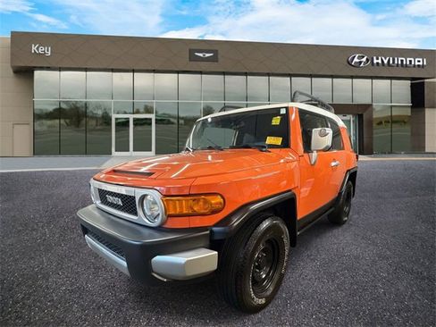 Used 2013 Toyota FJ Cruiser 4WD image 1