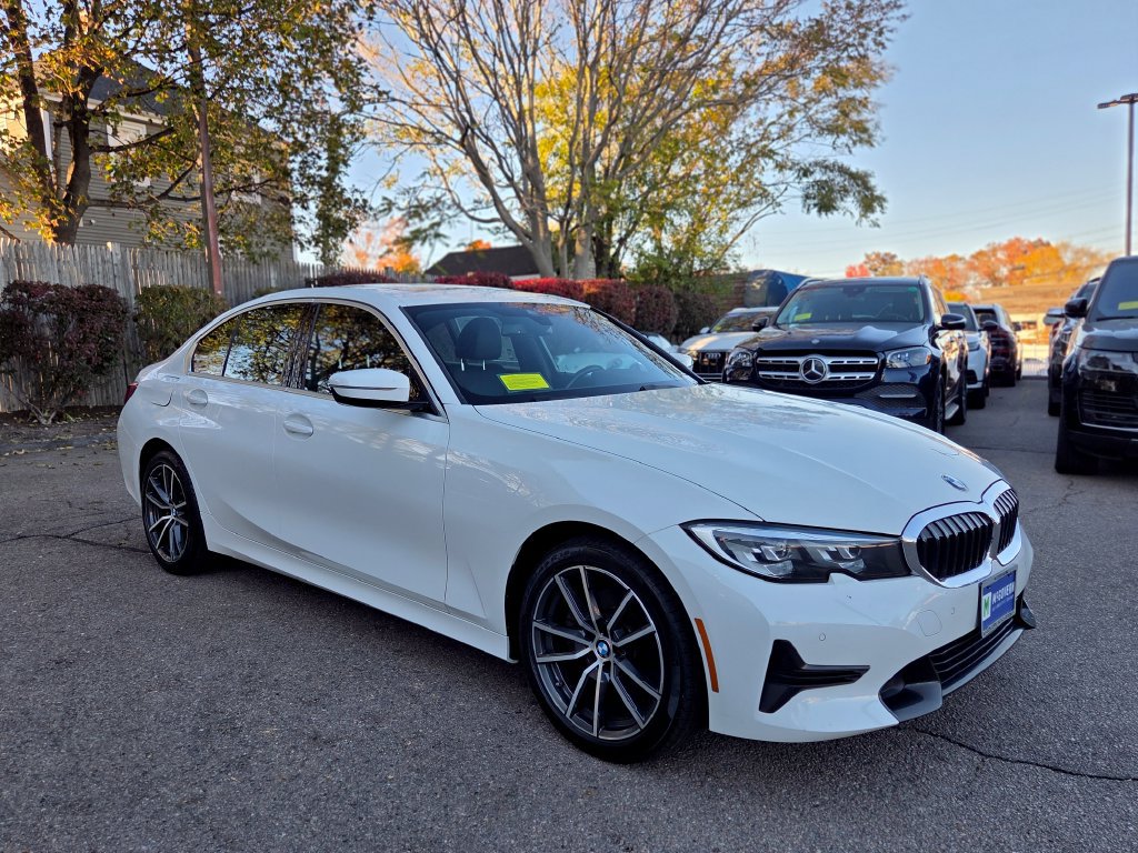 Used 2019 BMW 330i xDrive Sedan w/ Driving Assistance Package AWD/4WD image 8