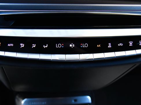 Used 2024 Cadillac Lyriq Tech RWD image 25