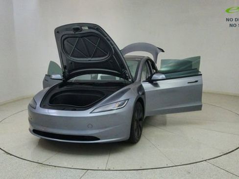 Used 2025 Tesla Model 3 RWD image 72