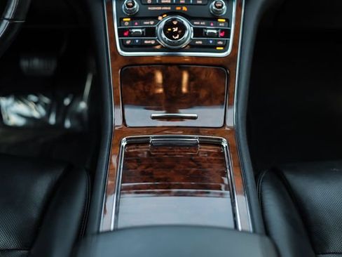 Used 2020 Lincoln Continental AWD w/ Premium Package image 26