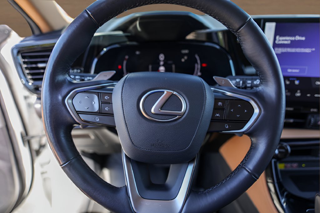 Used 2022 Lexus NX 350 AWD w/ Vision Package image 12