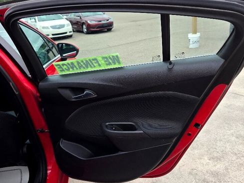 Used 2016 Chevrolet Cruze LT w/ Convenience Package image 14