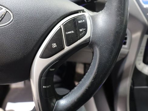 Used 2012 Hyundai Elantra Limited w/ Technology Pkg 5 FWD image 33