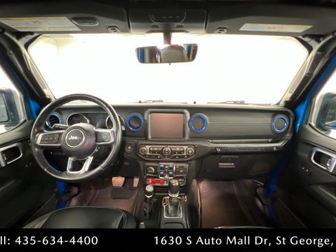 Used 2023 Jeep Wrangler Unlimited Rubicon 4xe w/ Dual Top Group AWD/4WD image 9