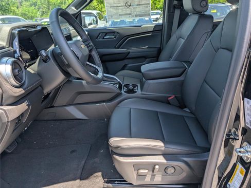 New 2026 Chevrolet Colorado LT w/ LT Convenience Package AWD/4WD image 12