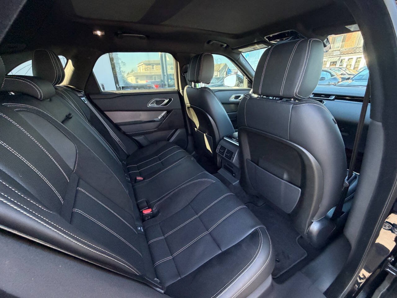 Used 2020 Land Rover Range Rover Velar S AWD/4WD image 16