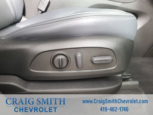 Used 2023 Buick Enclave Essence w/ Experience Buick Package AWD/4WD image 18