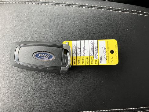 Used 2024 Ford Edge Titanium w/ Equipment Group 301A AWD/4WD image 20