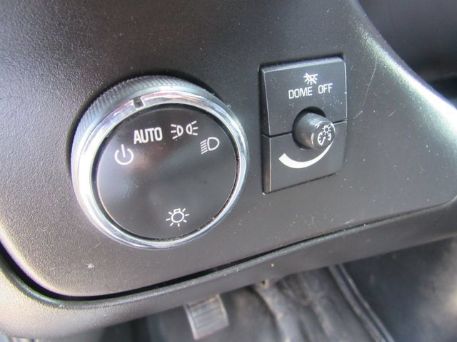 Used 2020 GMC Savana 2500 RWD image 14