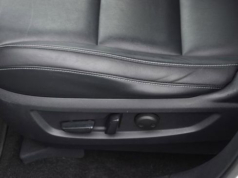 Used 2021 INFINITI QX50 Luxe w/ Appearance Package image 32