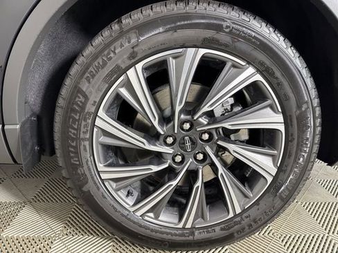 New 2026 Lincoln Aviator 2WD image 30