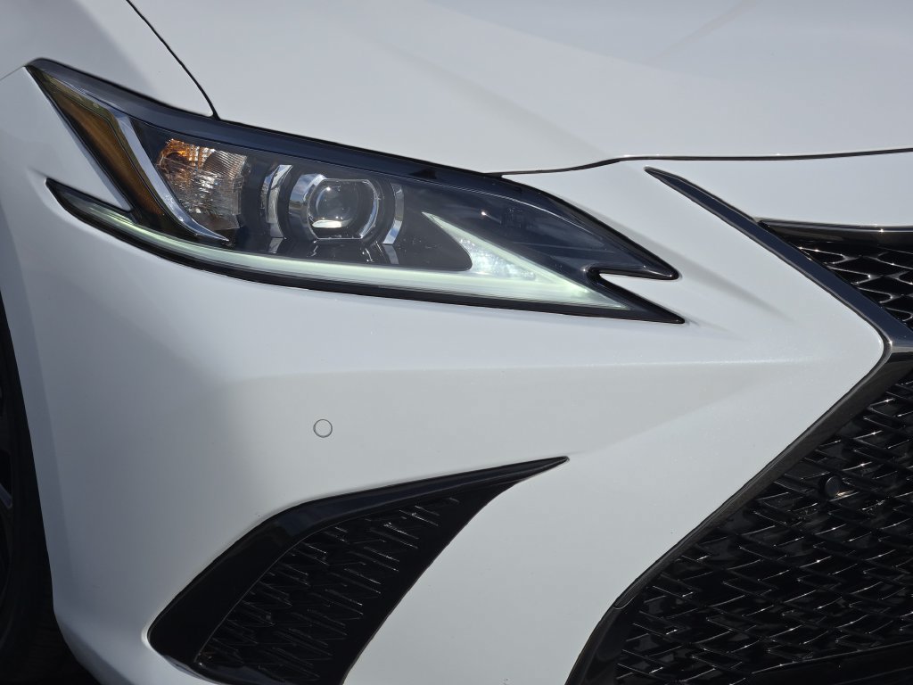 Used 2025 Lexus ES 350 F Sport FWD image 9