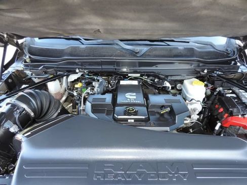 Used 2019 RAM 2500 Laramie AWD/4WD image 26