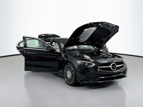 Used 2022 Mercedes-Benz C 300 4MATIC Sedan image 18