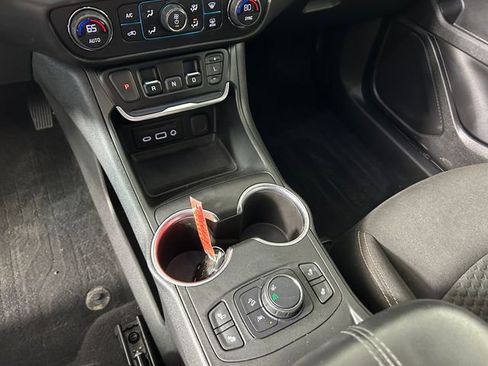 Used 2020 GMC Terrain SLE w/ Driver Convenience Package FWD image 20