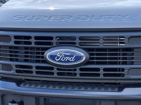 New 2026 Ford F350 4x4 Regular Cab Super Duty image 28
