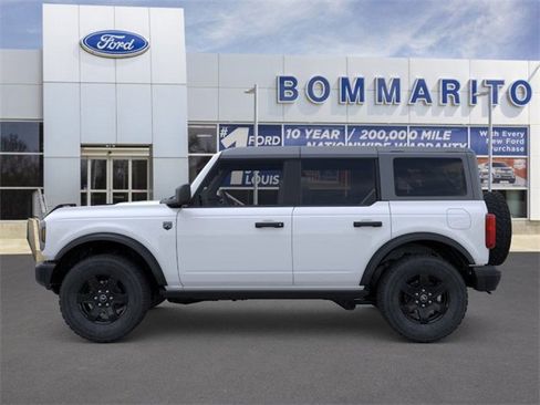 New 2025 Ford Bronco Big Bend w/ Black Diamond Package image 3