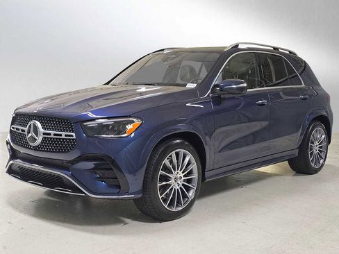 Certified 2025 Mercedes-Benz GLE 450 4MATIC image 7