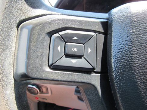 Used 2021 Ford F550 2WD Crew Cab Super Duty image 34