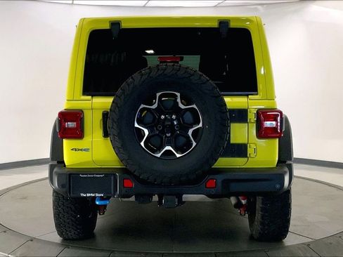 Used 2022 Jeep Wrangler Unlimited Rubicon 4xe w/ Cold Weather Group AWD/4WD image 3