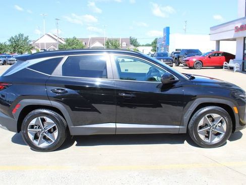 Used 2025 Hyundai Tucson SEL FWD image 5