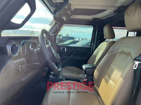 Used 2019 Jeep Wrangler Unlimited Rubicon image 32