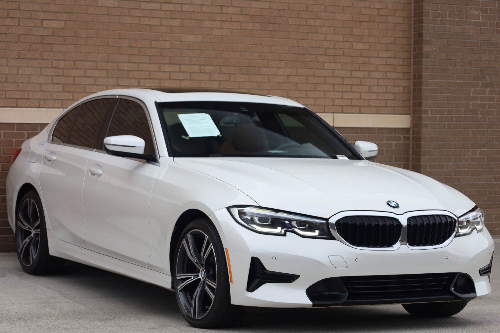 Used 2021 BMW 330i Sedan w/ Premium Package RWD image 7
