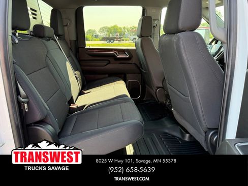 Used 2024 Chevrolet Silverado 3500 LT w/ Convenience Package AWD/4WD image 17