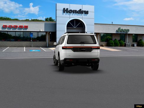 New 2026 Jeep Grand Wagoneer Limited image 12