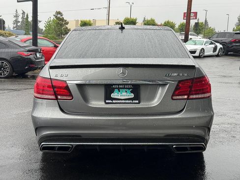 Used 2014 Mercedes-Benz E 63 AMG S-Model image 5