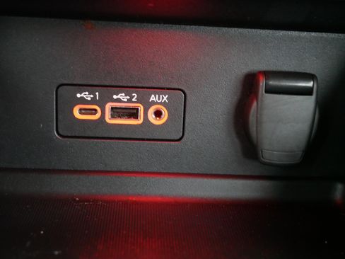 Certified 2022 Nissan Sentra SV w/ Trunk Package image 31