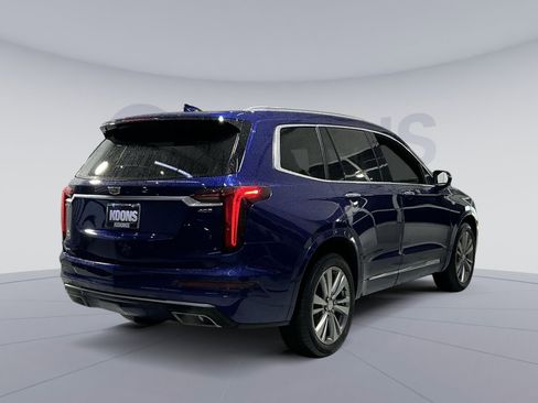 Used 2023 Cadillac XT6 Premium Luxury image 16