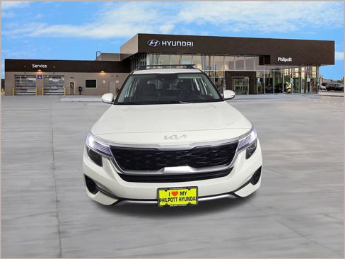 Used 2023 Kia Seltos S image 6