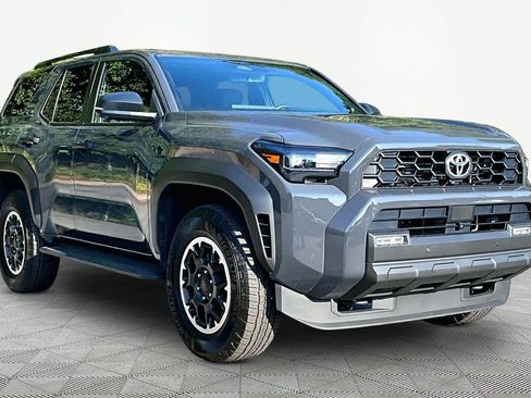 Used 2025 Toyota 4Runner TRD Off-Road Premium AWD/4WD image 3