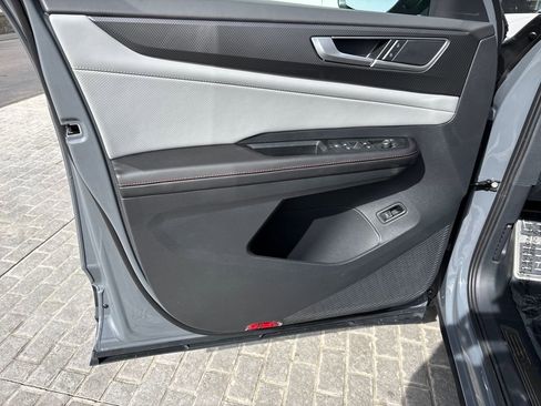 New 2026 Volkswagen Atlas Peak Edition image 10