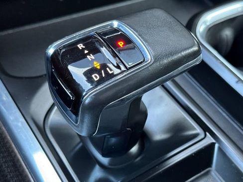 Used 2022 Chevrolet Silverado 1500 RST image 34