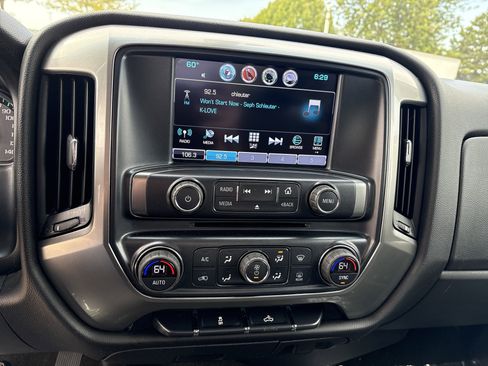 Used 2017 Chevrolet Silverado 1500 LT w/ All Star Edition AWD/4WD image 22